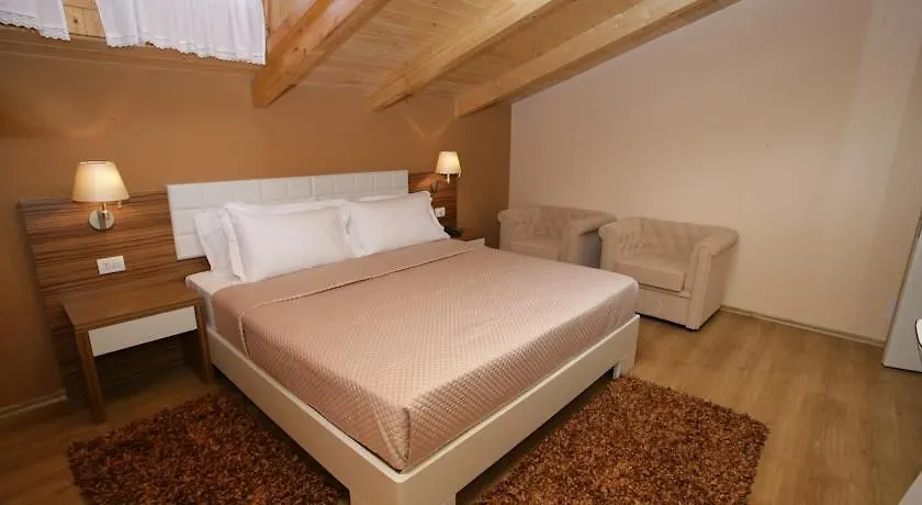 ***  Hotel Vila 60 Tirana Albanië