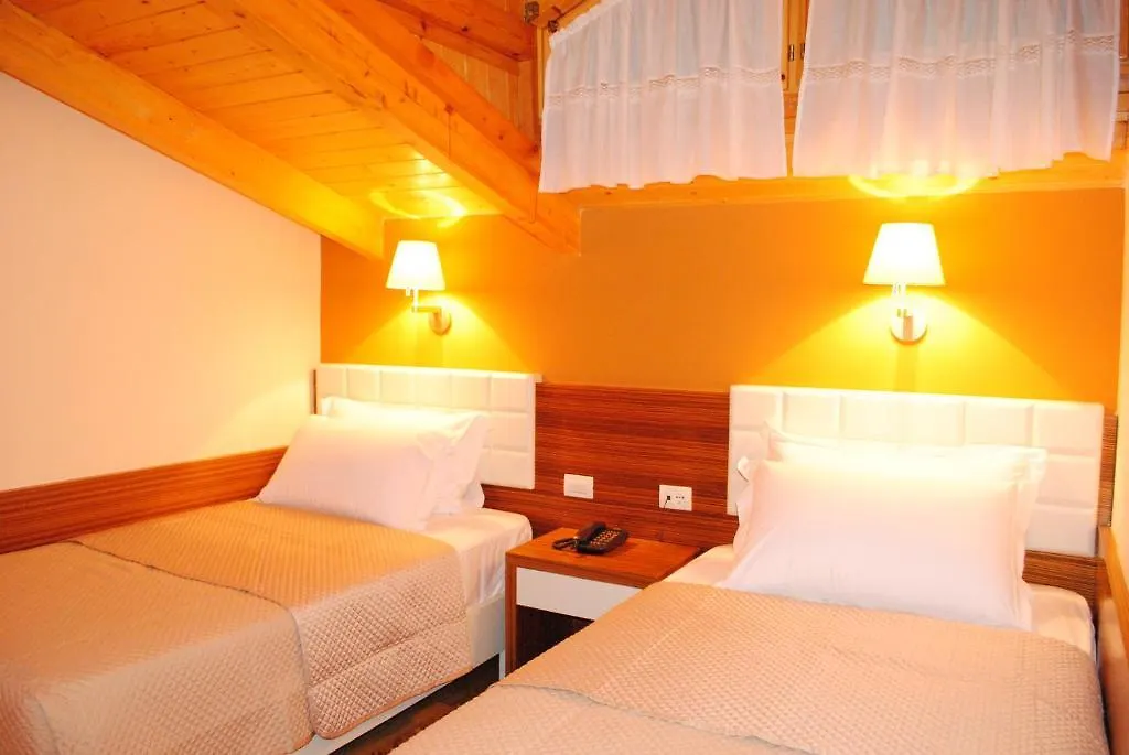 Hotel Vila 60 Tirana 3*,  Albanië