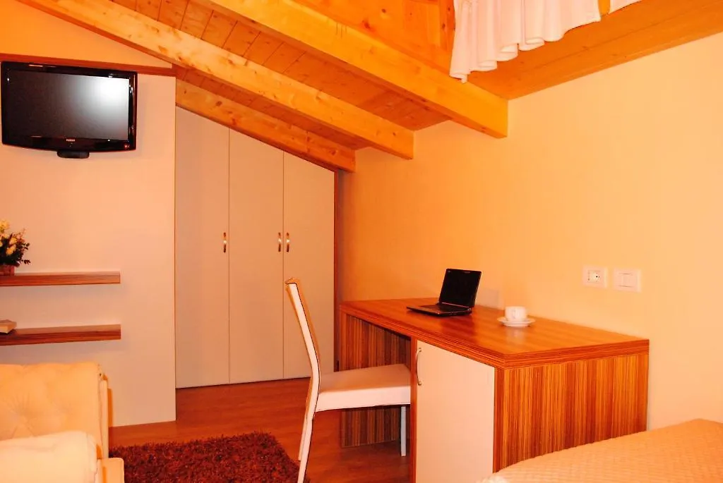 Hotel Vila 60 Tirana